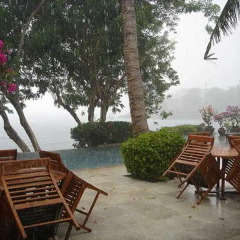 Отель Mimpi Resort Tulamben Dive and Spa бассейн фото 2