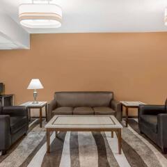 Отель Howard Johnson Express Inn Spartanburg - Expo Center интерьер отеля