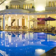 Отель ÊMM Hotel Hue Вьетнам, Хюэ - отзывы, цены и фото номеров - забронировать отель ÊMM Hotel Hue онлайн бассейн фото 2