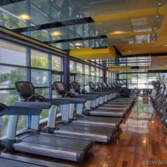 Jumeirah Creekside Hotel фитнесс-зал