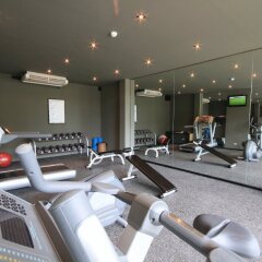 Отель Sareeraya Villas & Suites фитнесс-зал фото 2