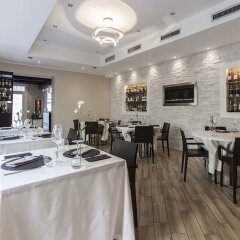 Отель BHL Boutique Rooms Legnano Италия, Леньяно - отзывы, цены и фото номеров - забронировать отель BHL Boutique Rooms Legnano онлайн питание фото 2
