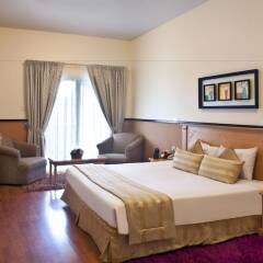 Landmark Plaza Hotel комната для гостей фото 4