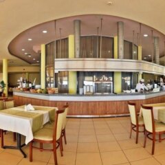 Отель Parkhotel Golden Beach - Все включено гостиничный бар