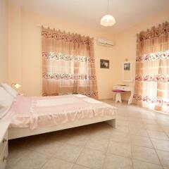 Апартаменты Crystal Blue Apartments Корфу комната для гостей фото 4