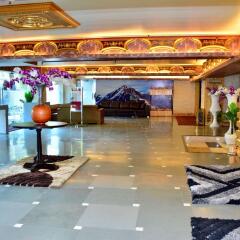 Hotel S. K Crown Park Naraina интерьер отеля фото 2