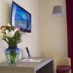Отель iH Hotels Milano Bocconi Италия, Милан - 1 отзыв об отеле, цены и фото номеров - забронировать отель iH Hotels Milano Bocconi онлайн удобства в номере фото 2