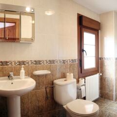 Отель Apartamentos la Regoria ванная