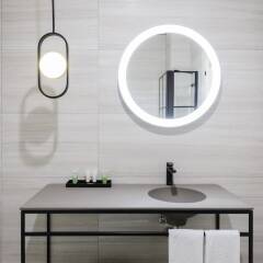 Отель SmartRentals Collections Madrid Centric ванная фото 2