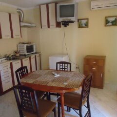 Отель Thomas Palace Apartments Болгария, Сандански - отзывы, цены и фото номеров - забронировать отель Thomas Palace Apartments онлайн в номере