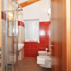 Отель Agriturismo Tre Forti Риволи-Веронезе ванная фото 2