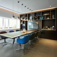 Отель CitizenM Paris Gare de Lyon