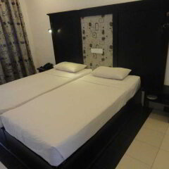 Dons Beach Hotel сейф в номере