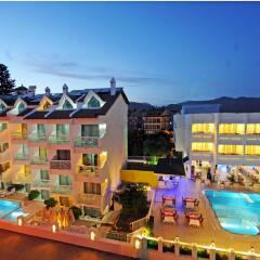 Blue Palace Hotel & Family Турция, Мармарис - отзывы, цены и фото номеров - забронировать отель Blue Palace Hotel & Family онлайн бассейн фото 2