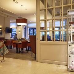 Отель Holiday Inn Brussels Schuman развлечения