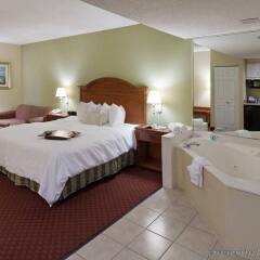 Отель Hampton Inn Concord/Kannapolis спа