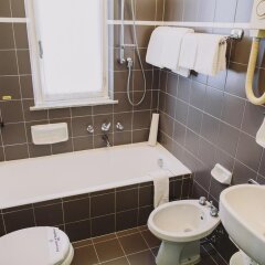 Отель Albergo Minerva Церковь Св. Маргариты Лигурийской ванная фото 2