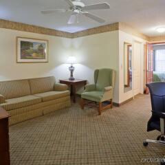 Country Inn & Suites by Radisson, Albertville, MN in Albertville, United States of America from 151$, photos, reviews - zenhotels.com guestroom photo 2