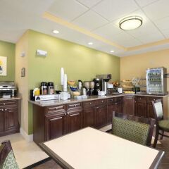 Отель Quality Inn & Suites Glenmont - Albany South питание фото 2