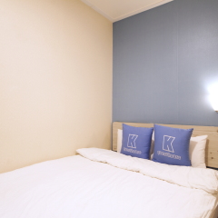 Отель K-guesthouse Sinchon 2 комната для гостей