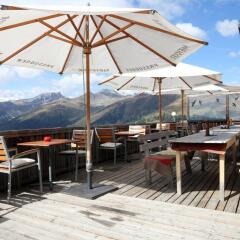 Отель Naturfreundehaus Davos Clavadel гостиничный бар