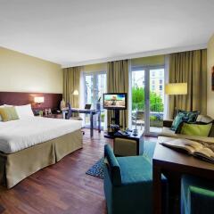 Отель Residence Inn by Marriott Munich City East Германия, Мюнхен - 1 отзыв об отеле, цены и фото номеров - забронировать отель Residence Inn by Marriott Munich City East онлайн комната для гостей фото 4