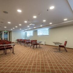 Отель Ratonda Centrum Hotel Литва, Вильнюс - 6 отзывов об отеле, цены и фото номеров - забронировать отель Ratonda Centrum Hotel онлайн помещение для мероприятий