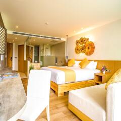Отель Crest Resort & Pool Villas комната для гостей