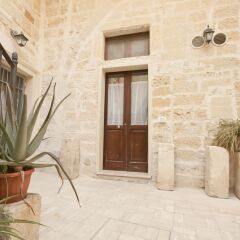 Апартаменты Salento Living Apartment Лечче вид на фасад