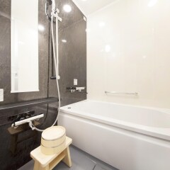 Отель Richmond Hotel Premier Asakusa International Япония, Токио - 2 отзыва об отеле, цены и фото номеров - забронировать отель Richmond Hotel Premier Asakusa International онлайн ванная фото 2