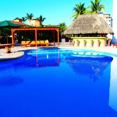 Отель Villas Vallarta By Canto Del Sol Пуэрто-Вальярта бассейн