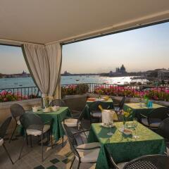 Hotel Locanda Vivaldi Венеция гостиничный бар