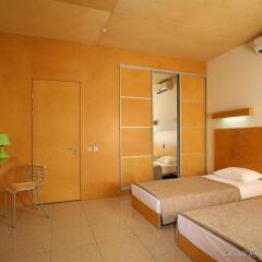 GoodZone Business&Relax Hotel Писчанка комната для гостей
