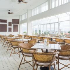 Отель Panphuree Residence питание