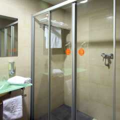 Hotel Venture Sant Cugat ванная