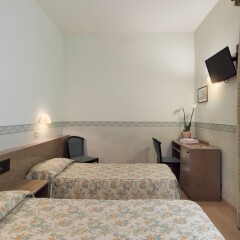 Hotel Garibaldi сейф в номере