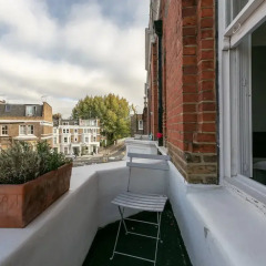 Отель 1 Bedroom Apartment in Brook Green Великобритания, Лондон - отзывы, цены и фото номеров - забронировать отель 1 Bedroom Apartment in Brook Green онлайн балкон