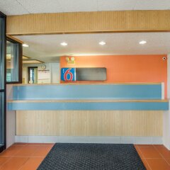 Отель Motel 6 Columbus - Worthington США, Колумбус - отзывы, цены и фото номеров - забронировать отель Motel 6 Columbus - Worthington онлайн интерьер отеля фото 2
