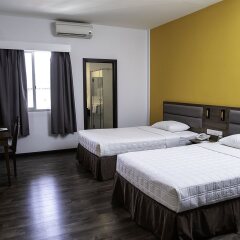Liberty Hotel Saigon Parkview сейф в номере