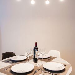 Апартаменты Homely and Chic 2 Bed Apartment Лондон питание