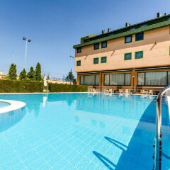Отель Sercotel Horus Salamanca бассейн