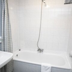 Отель Delta Hotel City Center Нидерланды, Амстердам - 3 отзыва об отеле, цены и фото номеров - забронировать отель Delta Hotel City Center онлайн ванная