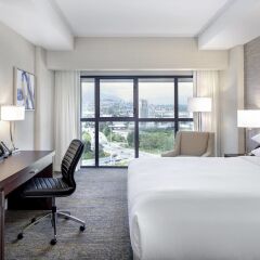 Отель Delta Hotels by Marriott Burnaby Conference Centre Канада, Бурнаби - отзывы, цены и фото номеров - забронировать отель Delta Hotels by Marriott Burnaby Conference Centre онлайн удобства в номере фото 2