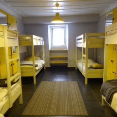 Отель Belém Guest House сейф в номере
