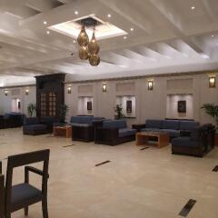 Отель Lou Lou'a Beach Resort ОАЭ, Шарджа - 7 отзывов об отеле, цены и фото номеров - забронировать отель Lou Lou'a Beach Resort онлайн интерьер отеля фото 3