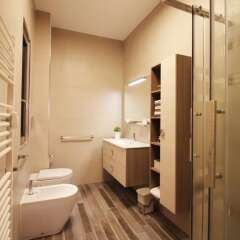 Апартаменты Large 3BR Eur Apartment ванная фото 2
