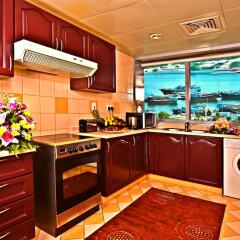 Emirates Concorde Hotel & Suites в номере фото 2