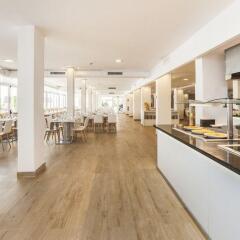 Отель Globales Apartamentos Lord Nelson Эс-Мигхорн-Гран питание