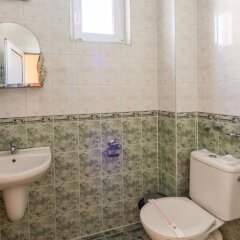 Отель Family Hotel Morska Zvezda Болгария, Балчик - отзывы, цены и фото номеров - забронировать отель Family Hotel Morska Zvezda онлайн ванная фото 2