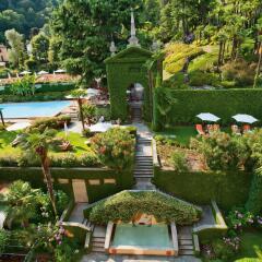 Отель Grand Hotel Tremezzo Италия, Тремеццо - 2 отзыва об отеле, цены и фото номеров - забронировать отель Grand Hotel Tremezzo онлайн приотельная территория